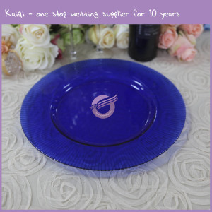 17893 blue glass charger plate w